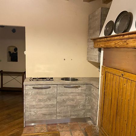 Loggia Lägenhet Vobarno Rum bild